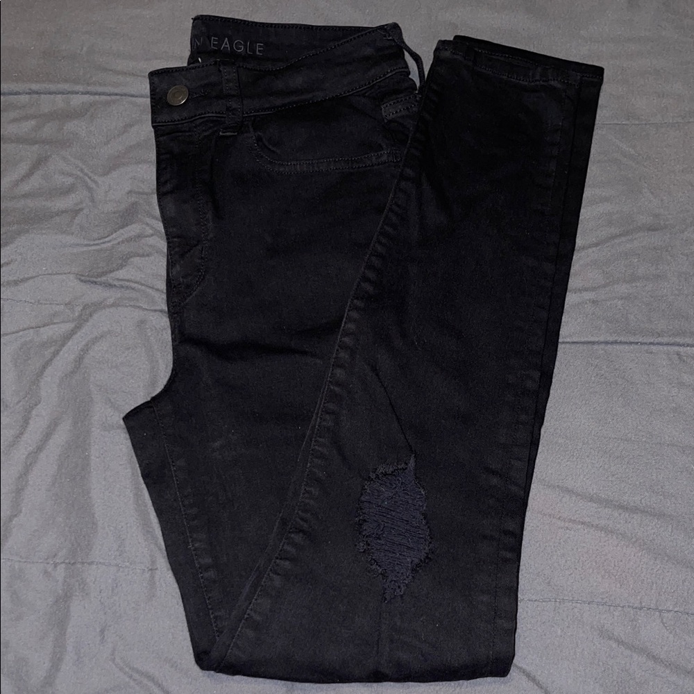American Eagle Outfitters Black Skinny Jeans with Knee Distress